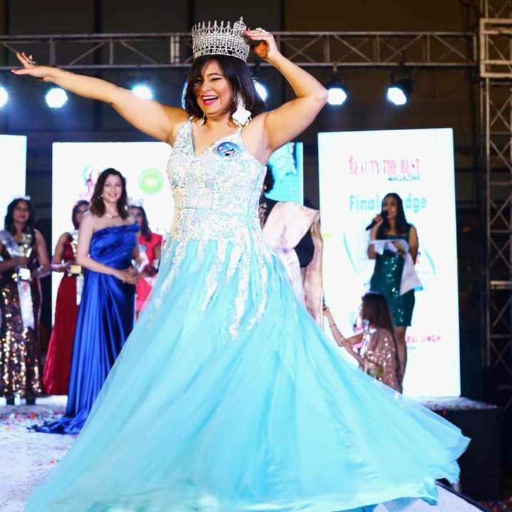 Prachi Gandhi, Winner of Beauty &The Best Mrs.India 2021 (Classic）